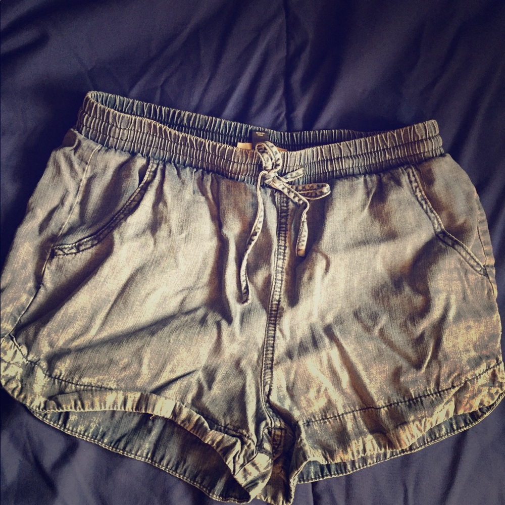 Denim colored cloth shorts